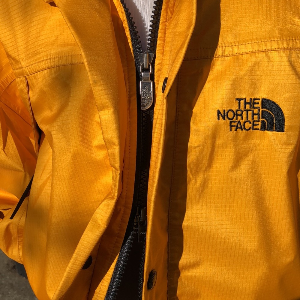 Vintage North Face Rain Jacket, Gortex w/stow away bag